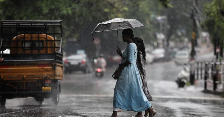 चेतावनी: इन 12 जिलों में मूसलाधार बारिश का खतरा, IMD का अलर्ट जारी!