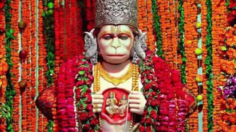 छोटी दीवाली 2025: हनुमान चालीसा-आरती से संवारें जीवन, सिद्ध करें बिगड़े काम!
