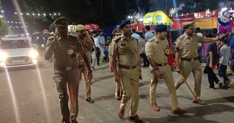दशहरा का उत्साह, सुरक्षा का अभेद्य कवच: गौतमबुद्धनगर में 1500 जवान चौकस