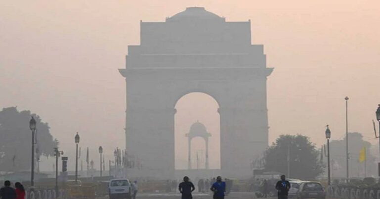 दिवाली से पहले दिल्ली-NCR दम घोंटू: AQI 350 पार, सांस लेना भी हुआ दुश्वार!