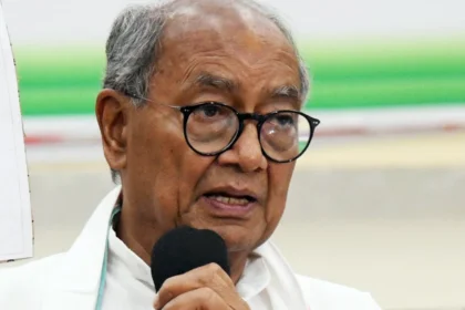 देश विभाजन जिन्ना-सावरकर का रचाई खेल, मोहल्लों में बँटवारे का भाजपा पर दिग्विजय का आरोप