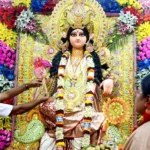 धनतेरस 2025: घर में पूजिए मां लक्ष्मी, पाएं असीम वैभव!