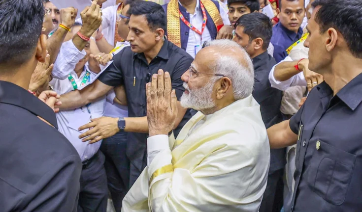 नवी मुंबई का भव्य आगमन: मोदी के हाथों 8 अक्टूबर को खुलेगा अंतरराष्ट्रीय हवाई अड्डे का द्वार