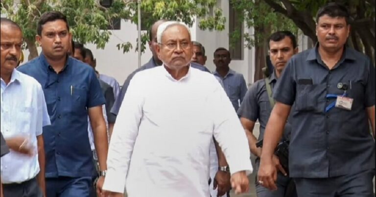 नीतीश की पार्टी आज उतारेगी पहली खेप, CM कल से बिछाएंगे चुनावी बिसात