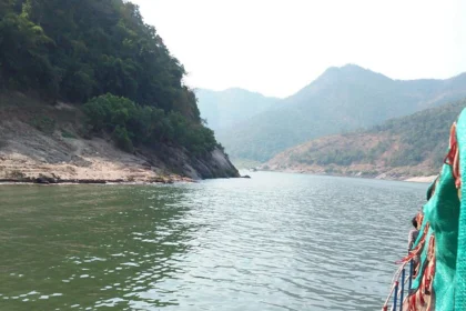 पापीकोंडालु: आंध्र प्रदेश का वो शांत कोना जहाँ प्रकृति अपनी सारी खूबसूरती बिखेर देती है।