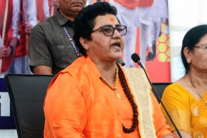 प्रज्ञा ठाकुर का विवादास्पद बयान: कांग्रेस का तीखा वार