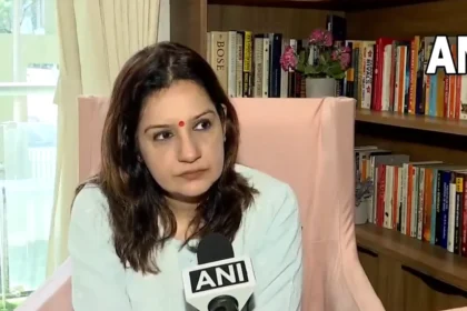 प्रियंका चतुर्वेदी की दो टूक: तेजस्वी को बिहार का सीएम चेहरा बनाएं, महाराष्ट्र जैसी गलती न दोहराएं