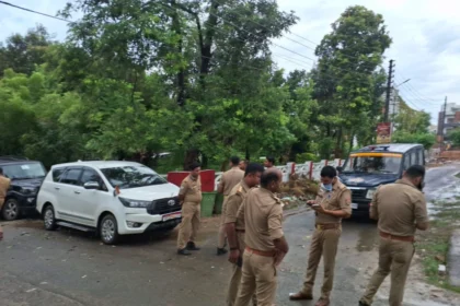 ब्रेकिंग: बरेली की ओर बढ़ते नेता प्रतिपक्ष माता प्रसाद पांडे की राह रोकी गई