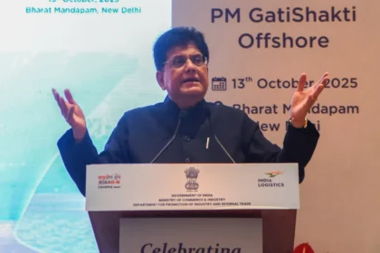 भारत की लॉजिस्टिक्स क्रांति: पीएम गति शक्ति और डिजिटल टूल्स से लागत कम, नई ऊंचाइयों पर।