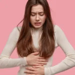मूत्र त्याग में देरी? महिलाओं के लिए जानलेवा साबित हो सकती है ये आदत!