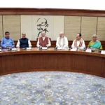 रबी सब्सिडी और 8वें वेतन आयोग पर मोदी सरकार का निर्णय: क्या होगा किसानों और सरकारी कर्मचारियों के लिए?