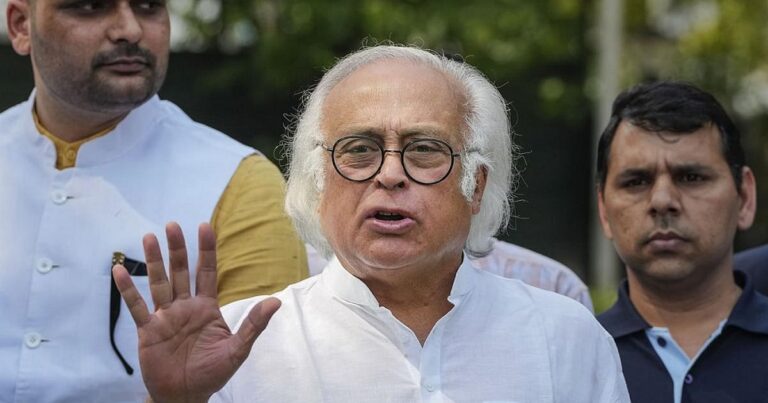 ‘बेटी बचाओ’ के दावों की पोल खोल: सरकार में बेटियों की बेबसी पर कांग्रेस का पीएम पर तीखा प्रहार