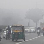 दिल्ली-NCR पर वायु का कहर: नोएडा का दम घुट रहा, AQI 'बेहद खराब' की लाल रेखा पार!