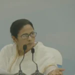 पश्चिम बंगाल में चुनावी रण: ममता की चुनाव आयोग को चुनौती, डेटा और बूथ पर तीखे सवाल
