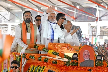 बिहार में एनडीए का शानदार विजयोत्सव: जद (यू), भाजपा का परचम बुलंद, महागठबंधन की करारी हार