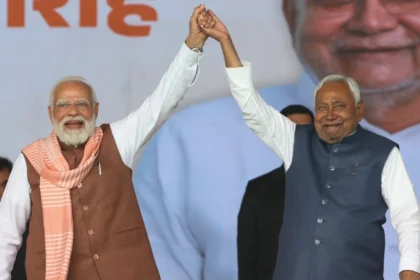 बिहार में एनडीए सरकार: नीतीश कुमार की कुशलता और अनुभव की पीएम मोदी ने की प्रशंसा