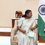 राष्ट्रपति मुर्मू का बोत्सवाना आगमन: चीतों के स्वदेश वापसी और मजबूत द्विपक्षीय संबंधों पर केंद्रित वार्ता