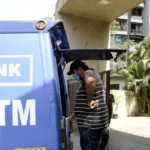 7 करोड़ की डकैती: बेंगलुरु में फिल्मी स्टाइल में RBI अधिकारी बनकर लूटी कैश वैन