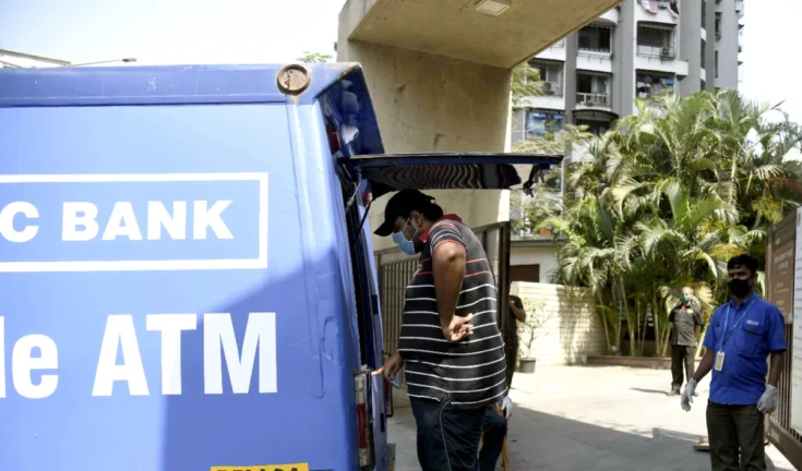 7 करोड़ की डकैती: बेंगलुरु में फिल्मी स्टाइल में RBI अधिकारी बनकर लूटी कैश वैन