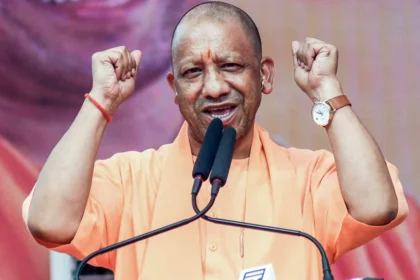 आस्था पर वार, 'युवराज' पर योगी का पलटवार: छठ को लेकर छिड़ी सियासी जंग!