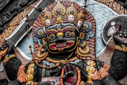 काल भैरव जयंती 2025: शुभ मुहूर्त, पूजा विधि और खास दिन जानें