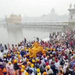 गुरु नानक का प्रकाश पर्व: युगों-युगों से अंधकार मिटाता, सर्वव्यापी प्रेम का संदेश