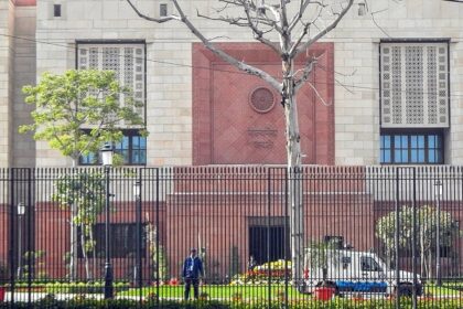 चंडीगढ़ पर केंद्र के वार, शीतकालीन सत्र में विपक्ष का हल्ला बोल