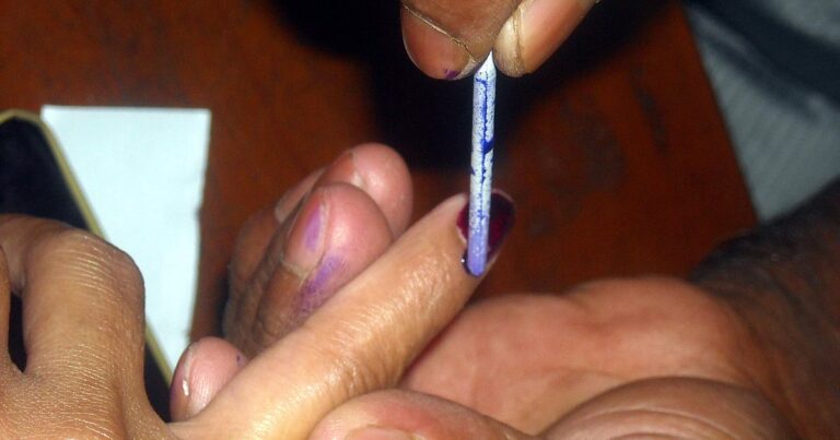 जनता की आवाज़, इतिहास का आईना: 8% की बड़ी छलांग, क्या बदलेगी सत्ता?