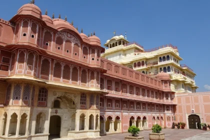 जयपुर: 3 दिन, 3000 रंग - वीकेंड पर शाही सफर