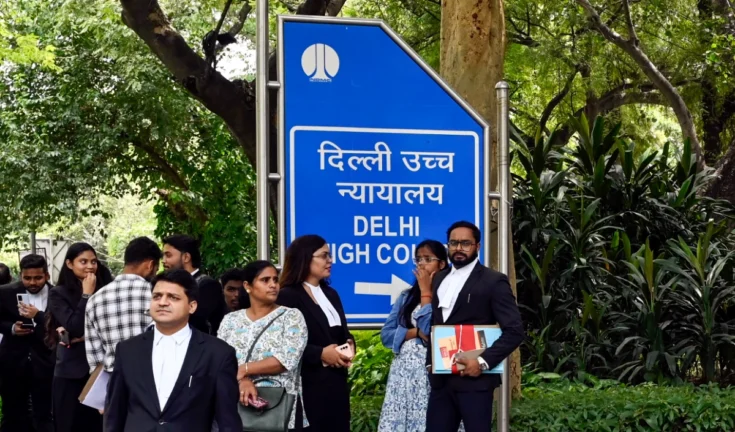 दिल्ली उच्च न्यायालय का फैसला: रिश्वत से कमाए शेयर बाजार के मुनाफे पर भी "अपराध की कमाई" का ठप्पा