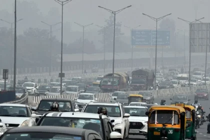 दिल्ली का AQI 'बहुत खराब' श्रेणी में: सांस लेना हुआ मुश्किल