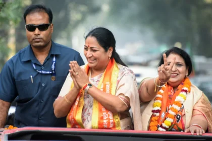 दिल्ली का दंगल: MCD उपचुनाव की सरगर्मी, AAP-BJP की कांटे की टक्कर, नतीजों पर सबकी निगाहें