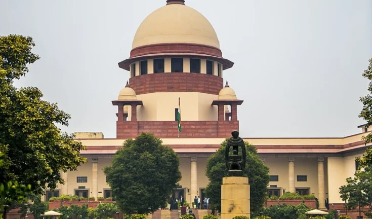 दिल्ली की हवा को साफ करने की कवायद पर SC की कड़ी फटकार, CAQM की रिपोर्ट पर मांगा जवाब