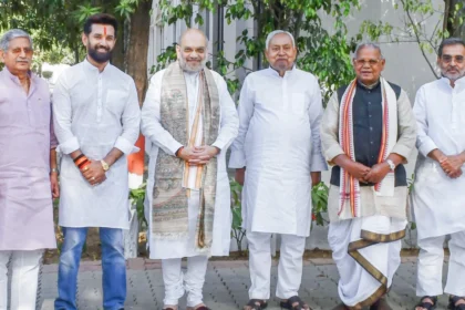 नीतीश कुमार का दसवां राज्याभिषेक: गांधी मैदान में शपथ, शाह-नड्डा पटना में
