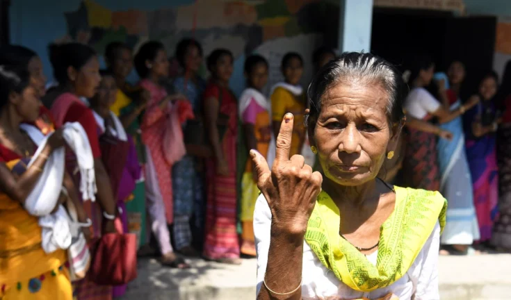बिहार की रणभूमि: 2025 के पहले चरण में 121 सीटों पर दिग्गजों की अग्निपरीक्षा, तेजस्वी-सम्राट के इर्द-गिर्द घूमेगी सियासी बिसात