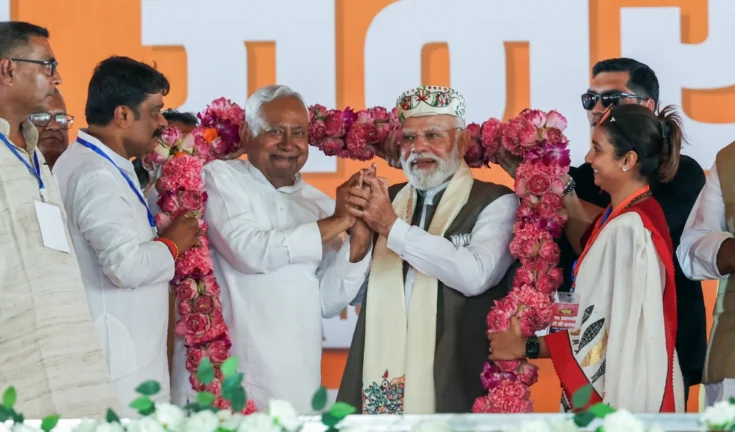 बिहार में NDA का दबदबा, BJP और RJD के बीच कड़ा मुकाबला