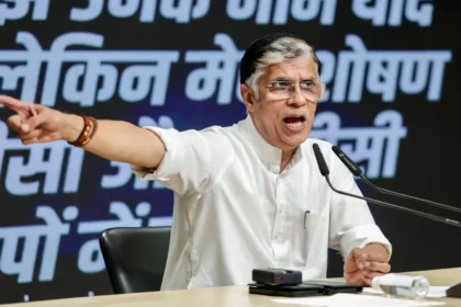 बिहार में एनडीए की हार तय, मंत्री आवास खाली करने की तैयारी में: पवन खेड़ा