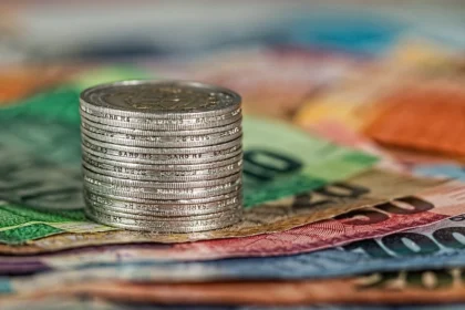 बीमा क्षेत्र में 100% FDI: संसद के शीतकालीन सत्र में नया विधेयक पेश करने की तैयारी