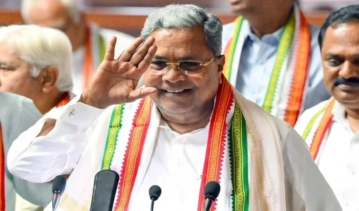 "मनुवादियों" की पहचान करें: सीएम सिद्धारमैया का आह्वान