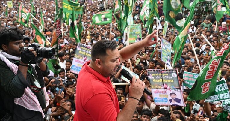 महामुकाबला जारी: 122 सीटों पर दांव, RJD का 70 पर दबदबा