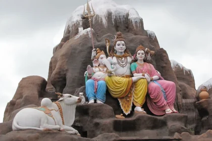 महाशिवरात्रि विशेष: शिव-पार्वती विवाह की अलौकिक कथा - दांपत्य जीवन में सुख-समृद्धि का वरदान