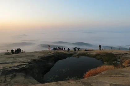 मिर्ज़ापुर से परे: ये खूबसूरत जगहें वीकेंड गेटवे के लिए हैं परफेक्ट!