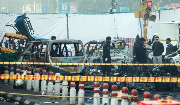लाल किला धमाके के बाद दिल्ली पुलिस की सत्यापन कार्रवाई: 250 लोगों के खिलाफ मामला दर्ज।