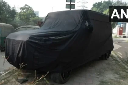वसंत कुंज का खूनी मंजर: बेकाबू मर्सीडीज ने ऑटो स्टैंड पर रौंदे तीन मासूम