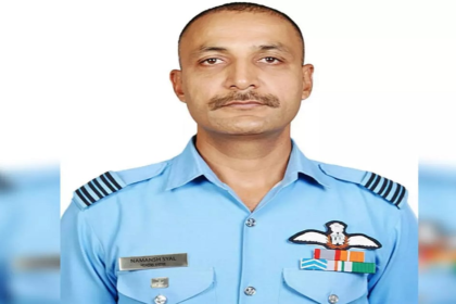 वीर नमन: एयरबेस पर सपूत को अश्रुपूर्ण विदाई, वायुसेना का वादा - 'बलिदान अमर रहेगा'