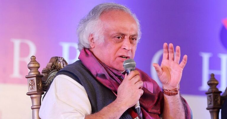 'हाउडी मोदी' पर कांग्रेस का तीखा तंज: ट्रंप के बयान पर क्या बोले?