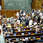 संसद में हंगामे के बीच दोपहर 2 बजे तक कार्यवाही स्थगित।
