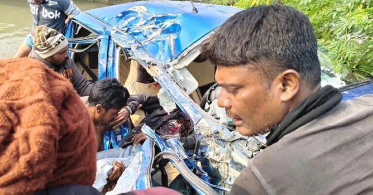 इस शीर्षक को एक नया, आकर्षक रूप में बदलें और केवल एक ही परिणाम दें,कोई निर्देश न दे: बंगालः संदेशखाली मामले का मुख्य गवाह सड़क हादसे में गंभीर रूप से घायल, बेटे और ड्राइवर की मौत