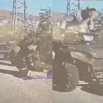 इस शीर्षक को एक नया, आकर्षक रूप में बदलें और केवल एक ही परिणाम दें,कोई निर्देश न दे: नमाज पढ़ते फिलिस्तीनी पर चढ़ा दी गाड़ी, इजरायली सैनिक ने दिखाया नफरत का खौफनाक मंजर