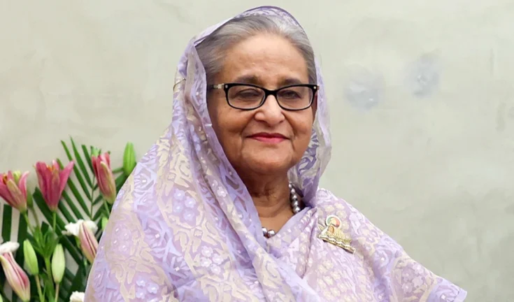इस शीर्षक को एक नया, आकर्षक रूप में बदलें और केवल एक ही परिणाम दें,कोई निर्देश न दे: amidst ongoing violence in bangladesh hasina launches a major attack on interim government